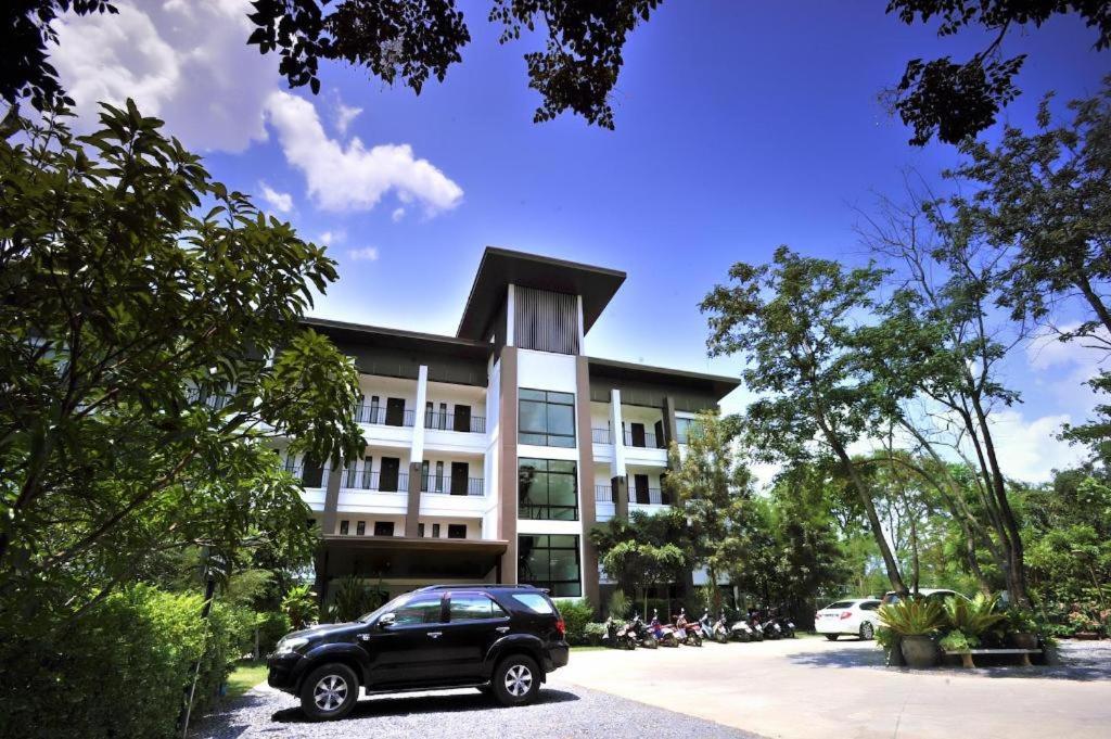 Gasser Park & Residence Кхонкен Екстер'єр фото